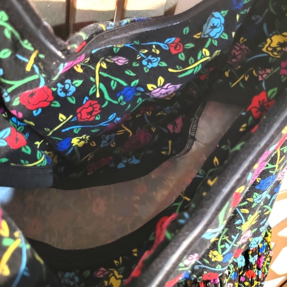 NWOT BETSEY JOHNSON Floral Ruffle Skater Halter Dress - Picture 9 of 10